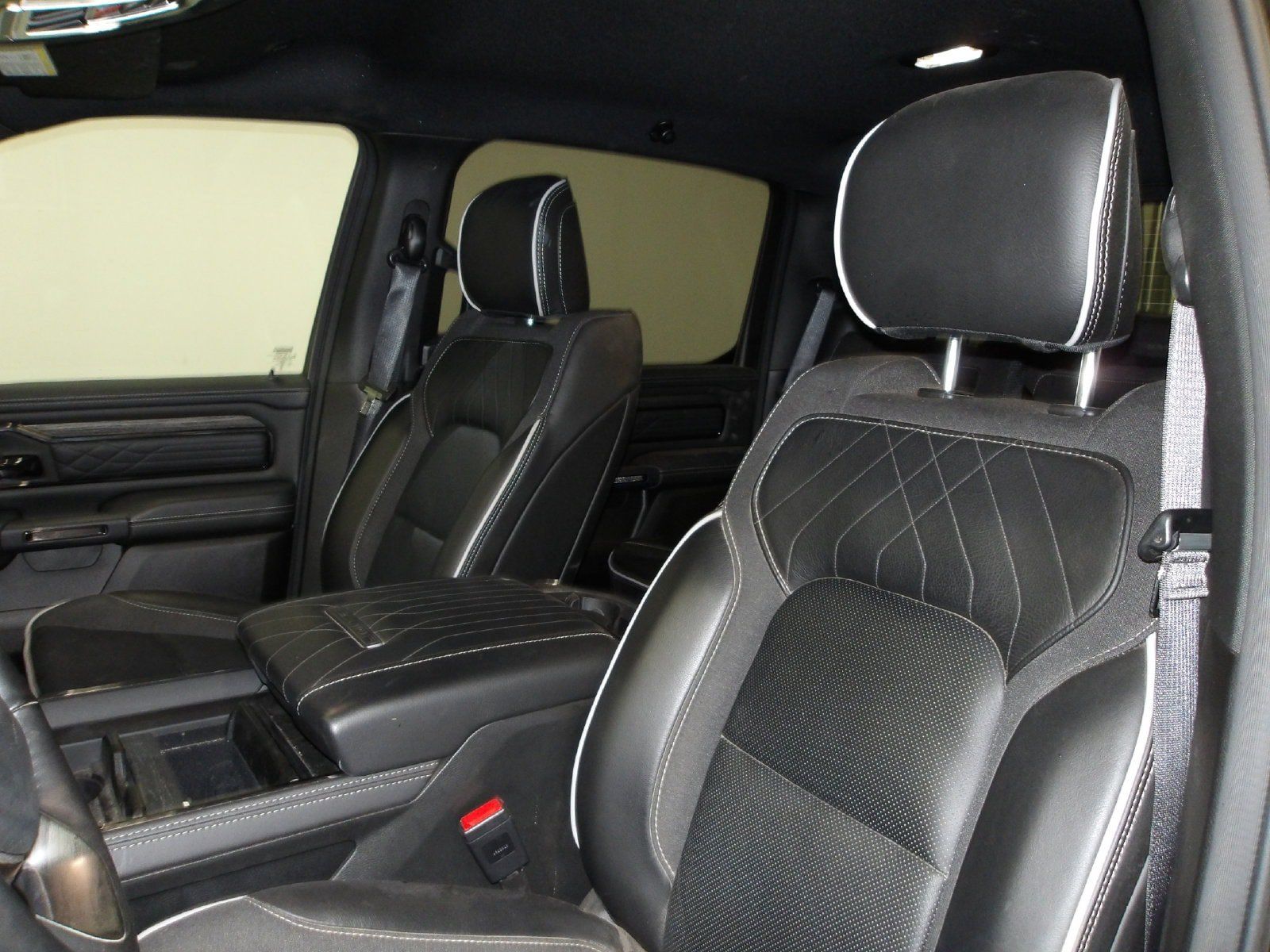 Used 2026 RAM 1500 Limited AWD/4WD image 11