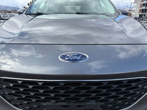 Used 2021 Ford Escape SEL w/ Technology Package image 23