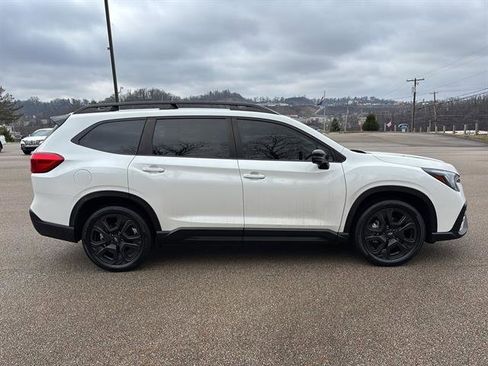 Used 2023 Subaru Ascent Onyx Edition Limited image 5