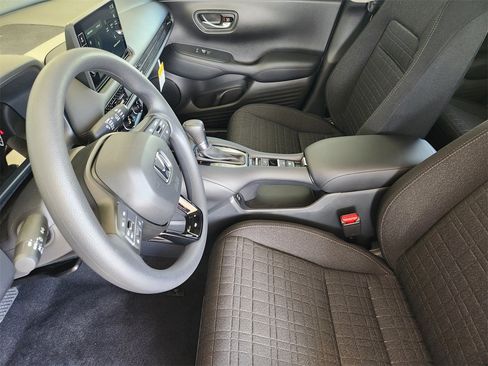 New 2027 Honda HR-V LX image 10
