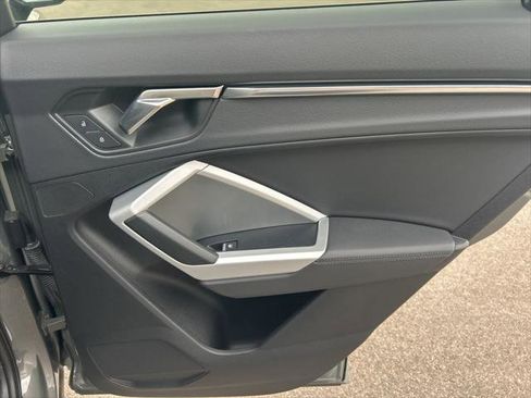 Certified 2024 Audi Q3 2.0T Premium Plus w/ Premium Plus Package image 28