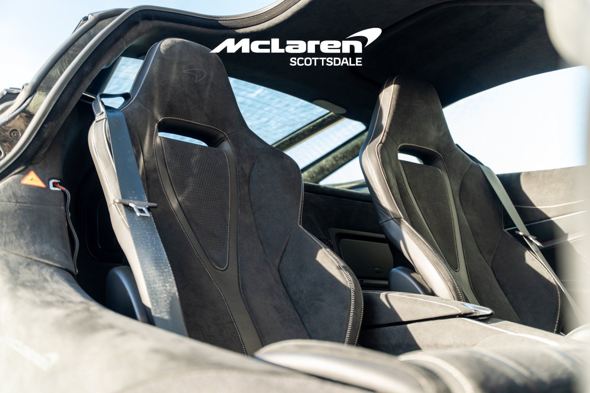 Used 2025 McLaren 750S RWD image 23