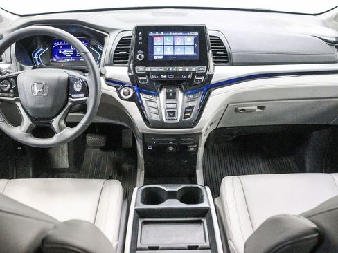 Used 2024 Honda Odyssey Touring image 14