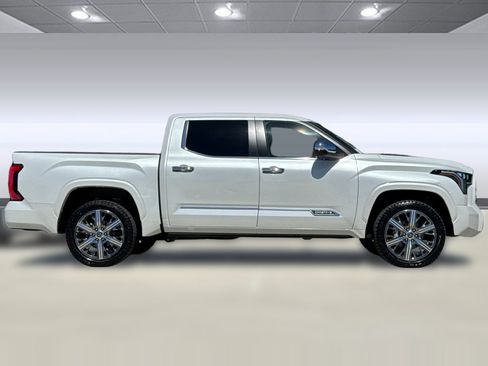 Used 2024 Toyota Tundra Capstone AWD/4WD image 7