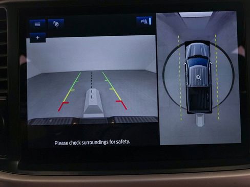 Certified 2022 Ford F150 XLT w/ Equipment Group 302A High image 17