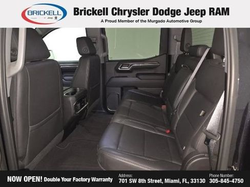 Used 2022 GMC Sierra 1500 SLT w/ SLT Premium Package RWD image 9