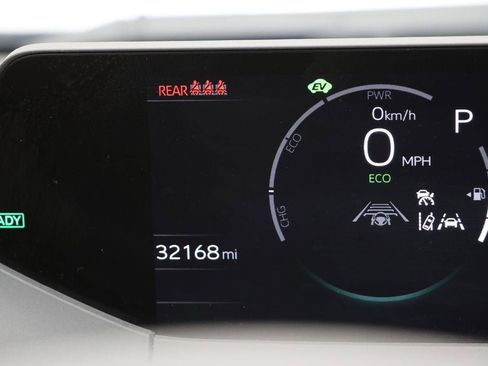 Used 2024 Toyota Prius LE image 18