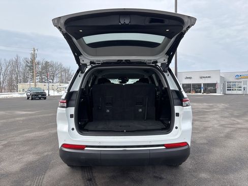 Used 2022 Jeep Grand Cherokee L Laredo w/ Luxury Tech Group I image 24