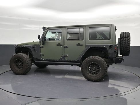 Used 2015 Jeep Wrangler Unlimited Sahara w/ Max Tow Package image 8