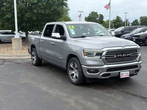 Used 2023 RAM 1500 Laramie AWD/4WD image 3