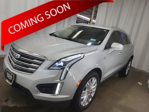 Used 2019 Cadillac XT5 Premium Luxury FWD image 1