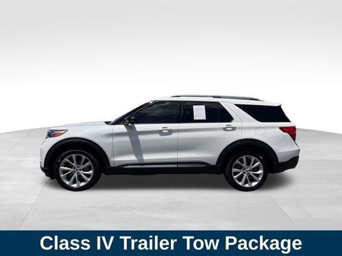Used 2022 Ford Explorer Platinum w/ Technology Package AWD/4WD image 2