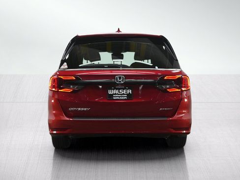 Used 2024 Honda Odyssey Sport image 5