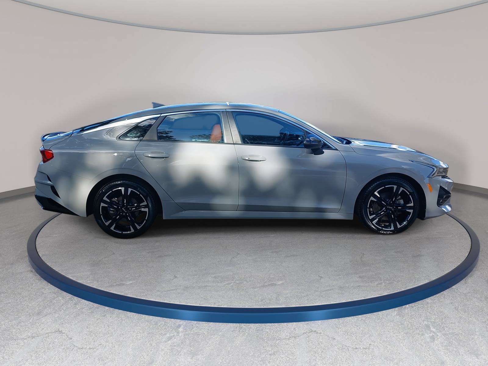 Used 2024 Kia K5 GT-Line w/ GT-Line Premium Package FWD image 4