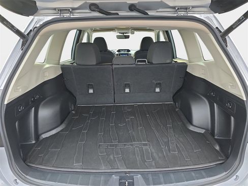 Used 2020 Subaru Forester Premium image 14