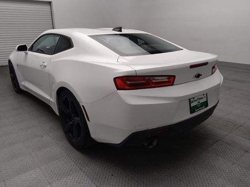 Used 2018 Chevrolet Camaro LT RWD image 5