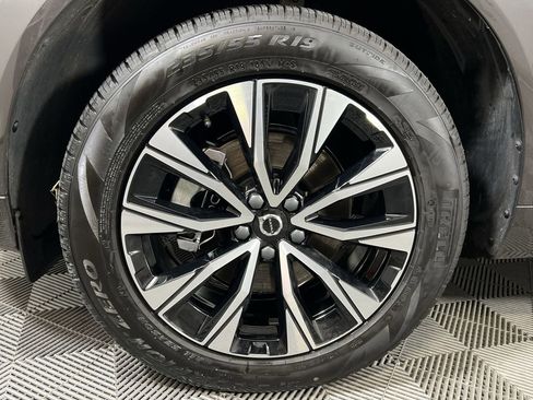 Certified 2025 Volvo XC60 B5 Core w/ Climate Package image 20