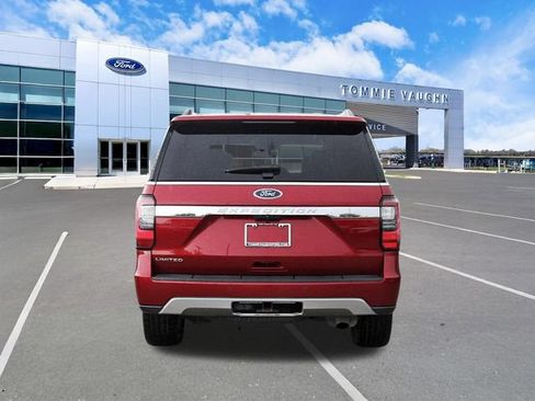 Used 2019 Ford Expedition Limited w/ Equipment Group 301A RWD image 3