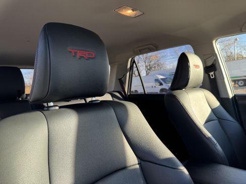 Used 2019 Toyota 4Runner TRD Off-Road Premium image 20