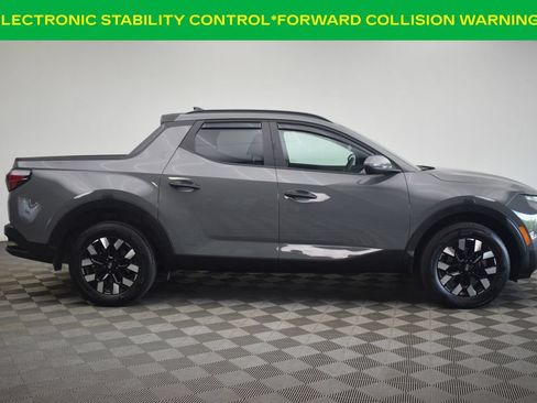 Used 2025 Hyundai Santa Cruz SEL AWD/4WD image 15