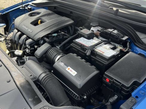 Used 2017 Hyundai Elantra SE w/ SE A/T Tech Package 03 image 36