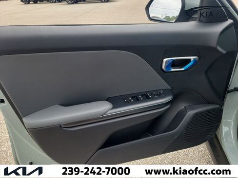 New 2026 Kia K4 FWD image 22