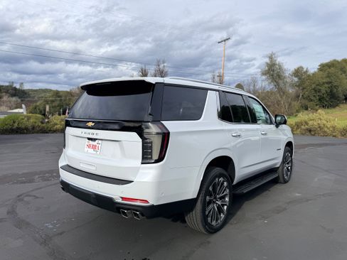 New 2026 Chevrolet Tahoe High Country w/ Sun And Tow Package image 4