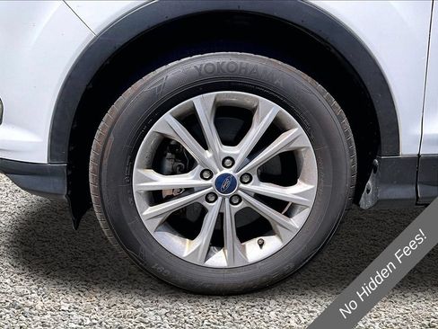 Used 2017 Ford Escape SE AWD/4WD image 8