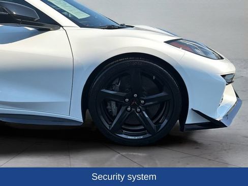 Used 2023 Chevrolet Corvette Z06 w/ Z07 Performance Package RWD image 30