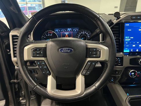 Used 2022 Ford F350 Lariat w/ Lariat Ultimate Package AWD/4WD image 12