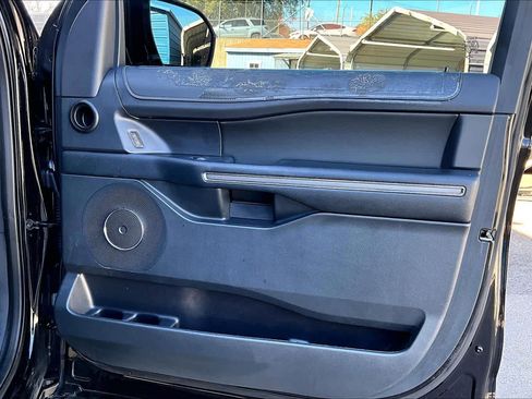 Certified 2022 Ford Expedition XLT image 22