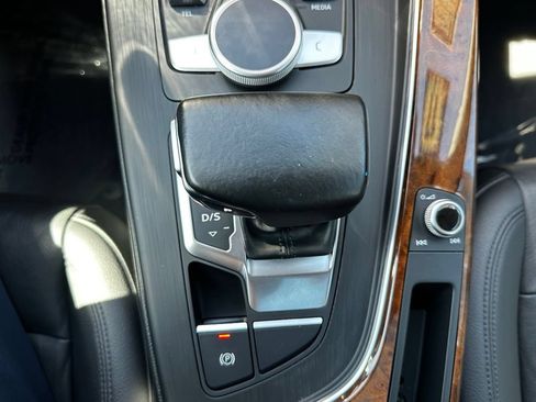 Used 2017 Audi A4 2.0T Premium AWD/4WD image 30