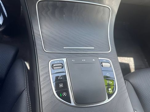 Used 2022 Mercedes-Benz GLC 300 4MATIC image 10