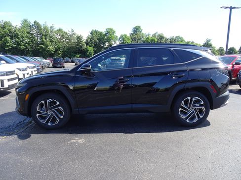 New 2026 Hyundai Tucson Limited AWD/4WD image 2