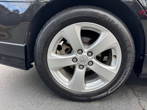 Used 2011 Toyota Camry SE w/ SE/XLE Extra-Value Pkg image 20