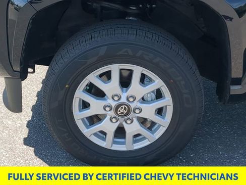 Used 2024 Toyota Tacoma SR5 RWD image 17