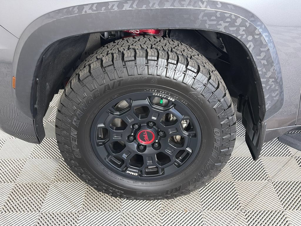 Used 2025 Toyota Sequoia TRD Pro AWD/4WD image 8