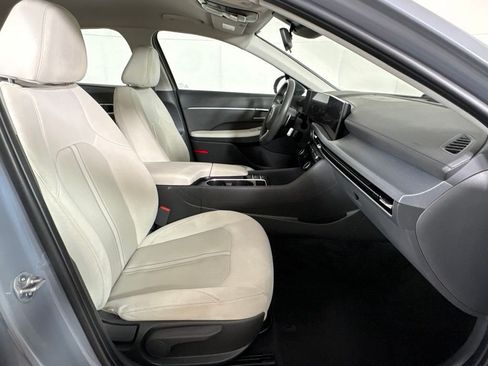Used 2025 Hyundai Sonata SEL FWD image 17