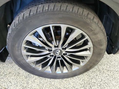 Used 2024 INFINITI QX80 Sensory w/ Cargo Package AWD/4WD image 32