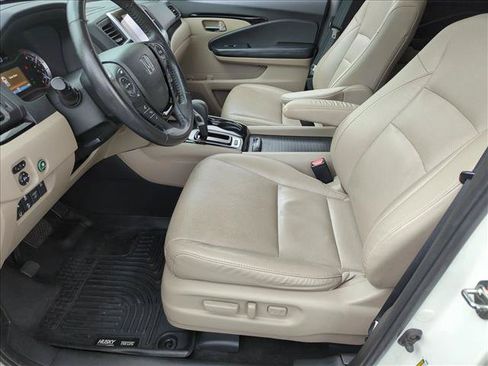 Used 2019 Honda Ridgeline RTL-E image 16