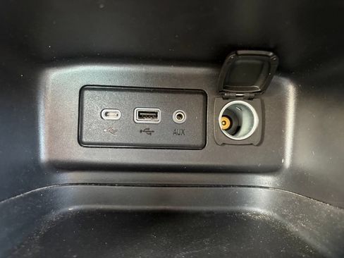 Used 2024 Chevrolet Equinox LS w/ LPO, Floor Liner Package FWD image 21