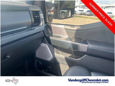 Used 2026 Ford F450 Platinum w/ FX4 Off-Road Package AWD/4WD image 20