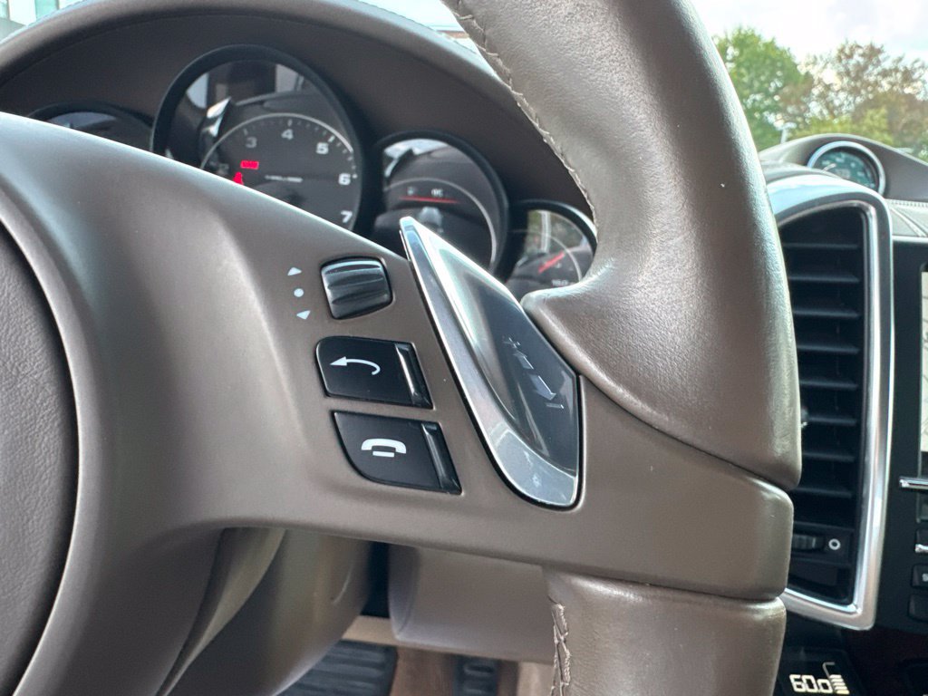 Used 2012 Porsche Cayenne AWD/4WD image 56
