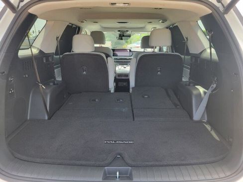 Used 2025 Hyundai Palisade SEL FWD image 5