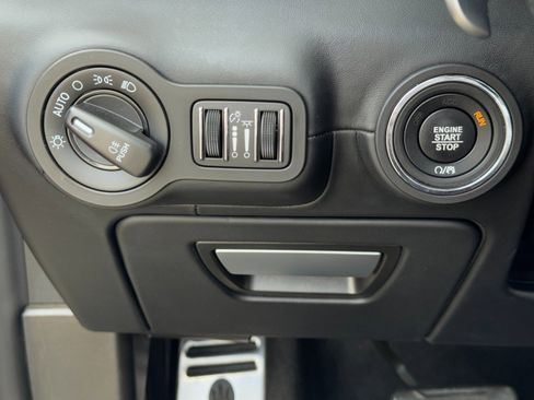 Used 2021 Maserati Ghibli Trofeo image 19