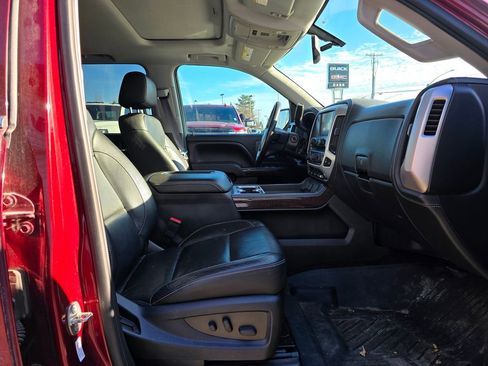 Used 2017 GMC Sierra 1500 SLT w/ SLT Premium Package image 9