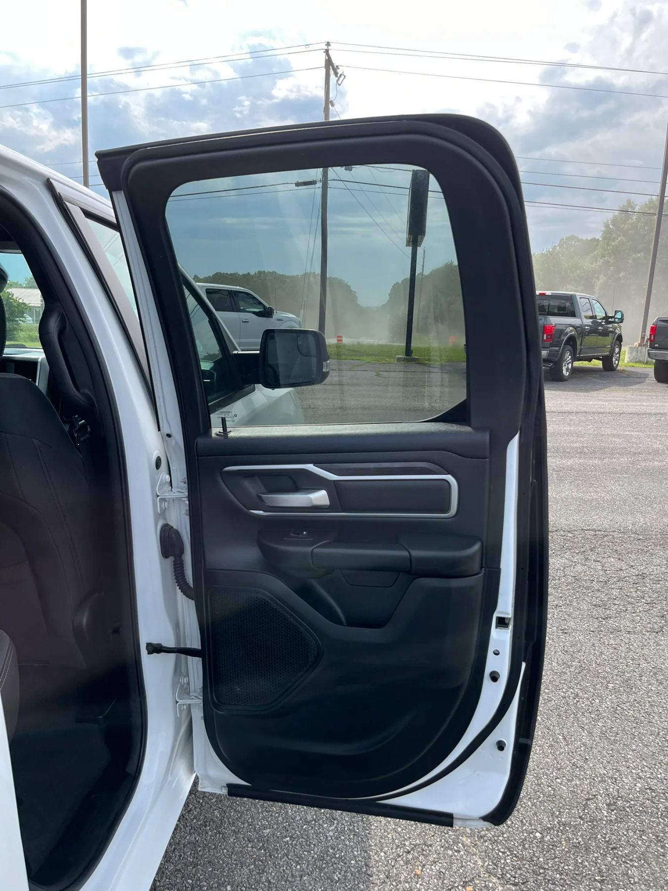 Used 2021 RAM 1500 Big Horn AWD/4WD image 13