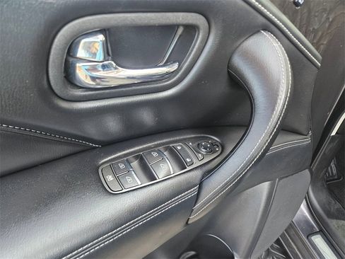 Used 2024 INFINITI QX80 Luxe image 14