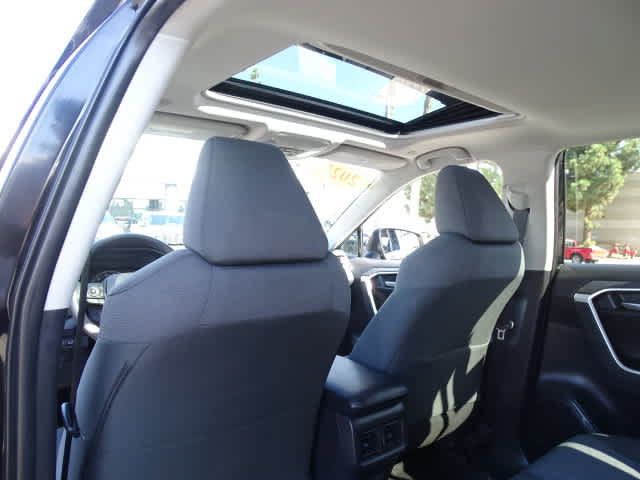 Used 2025 Toyota RAV4 XLE w/ Convenience Package FWD image 22