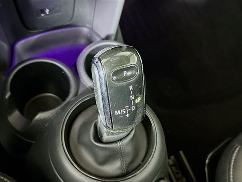 Used 2020 MINI Cooper 2-Door Hardtop image 24